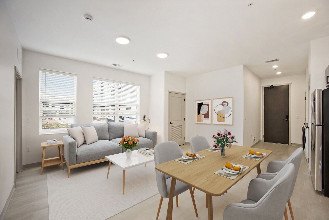 Terra Station - Photo 7 of 39