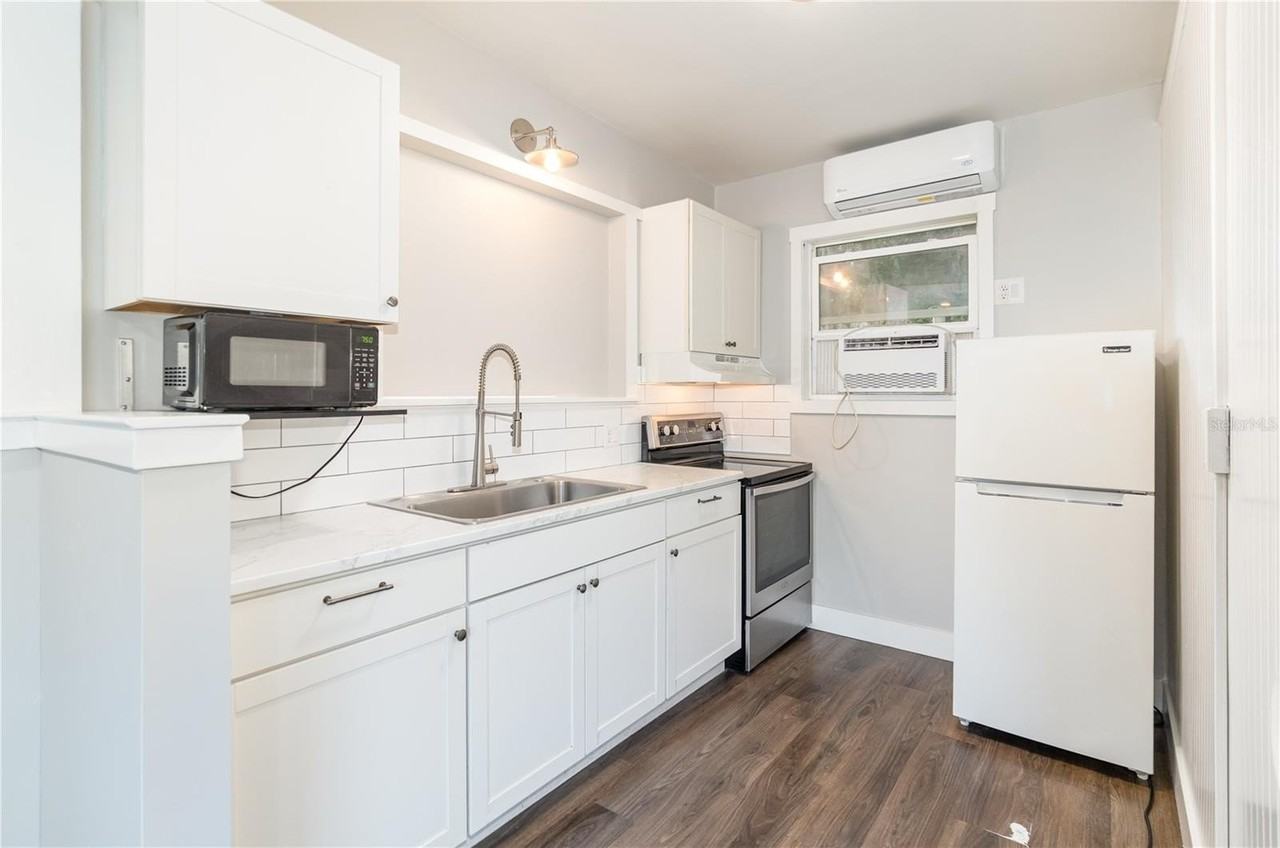 1401 E Alfred St #6 - Photo 3 of 13