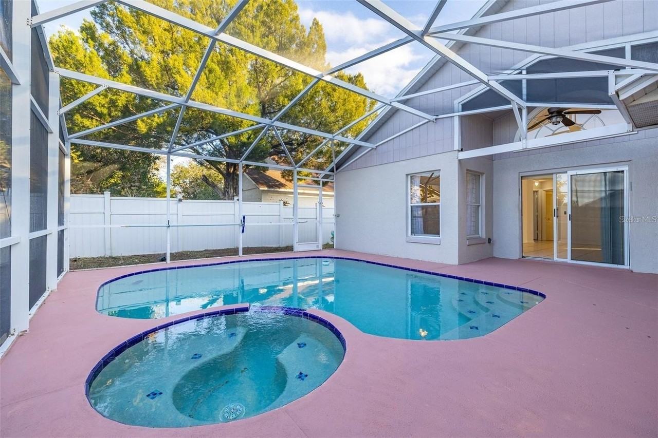 102 Ethan Ave - Photo 7 of 50