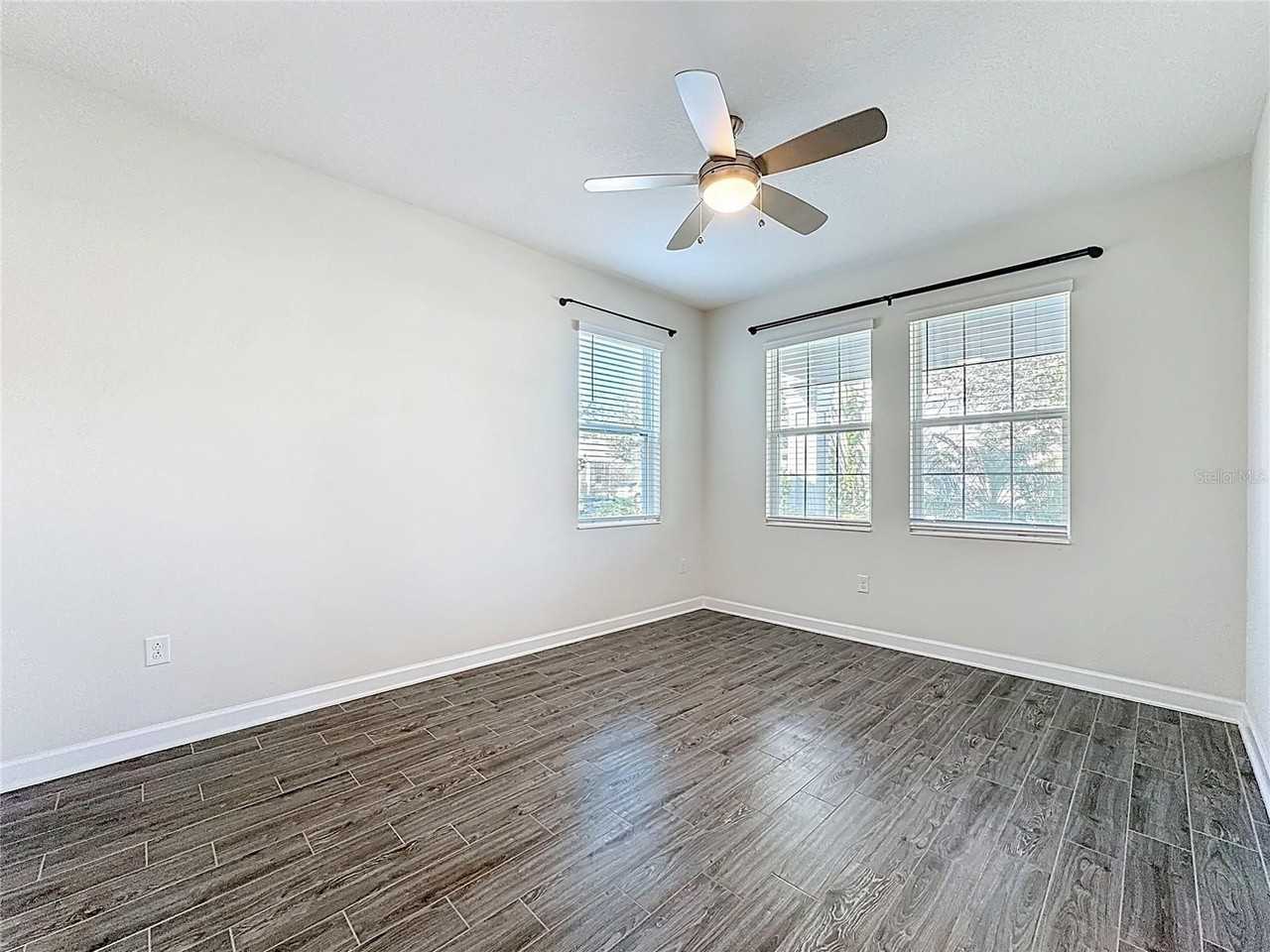 11939 Satire St - Photo 7 of 50