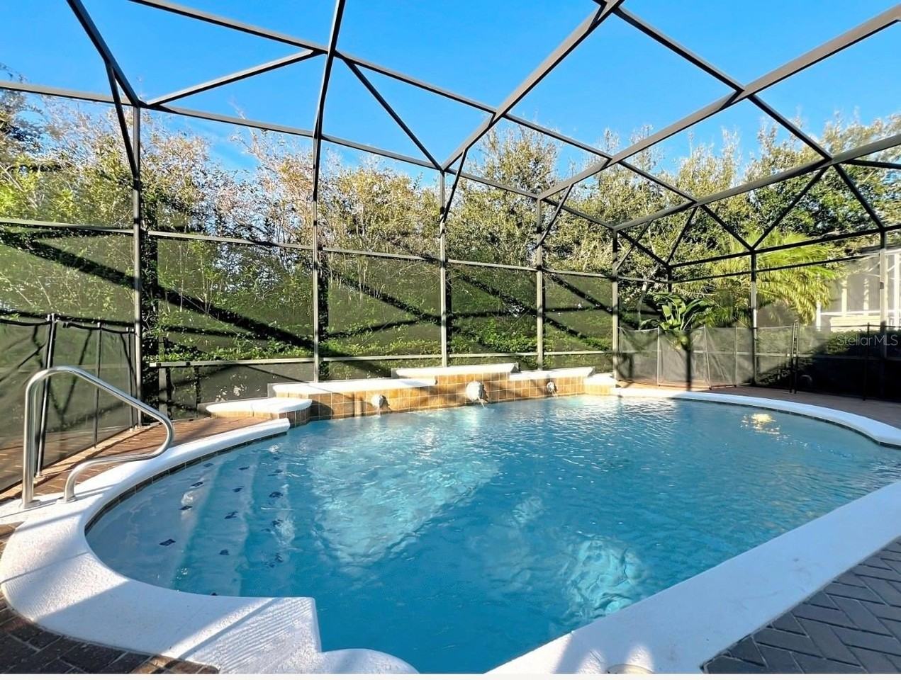 10817 Masters Dr - Photo 4 of 50