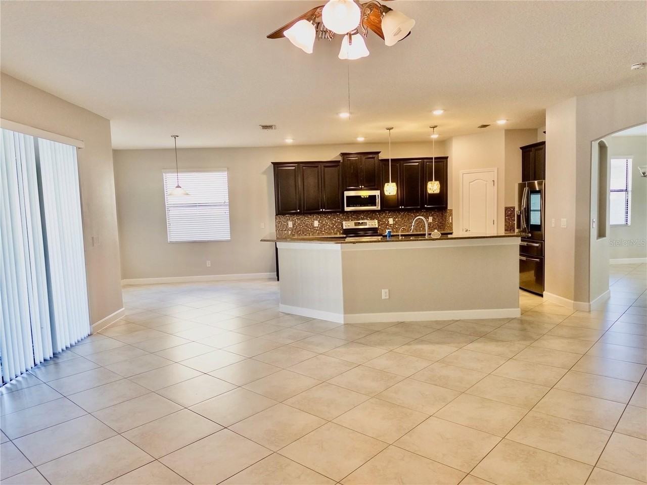 2069 Nerva Rd - Photo 4 of 33