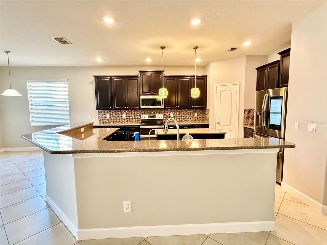 2069 Nerva Rd - Photo 7 of 33