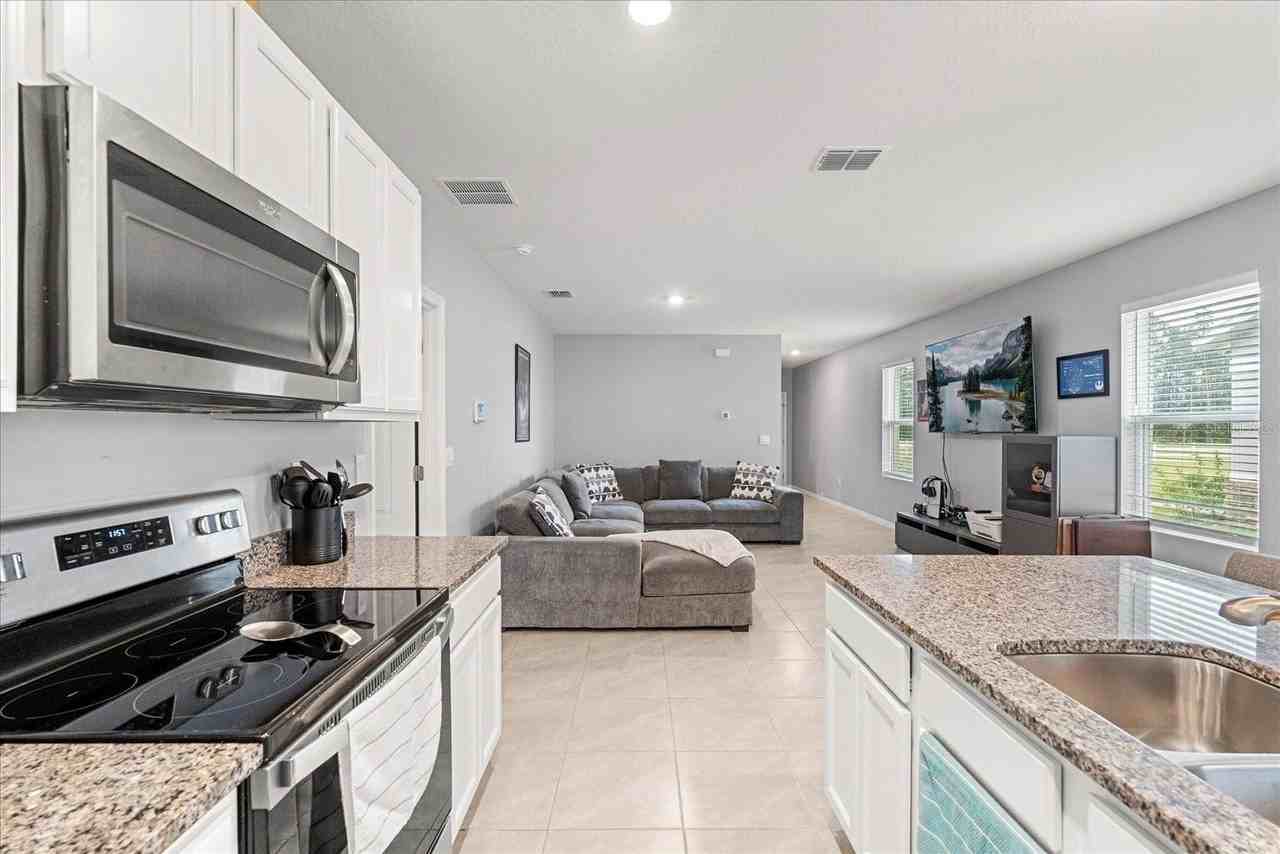 6895 Botanic Blvd - Photo 7 of 30