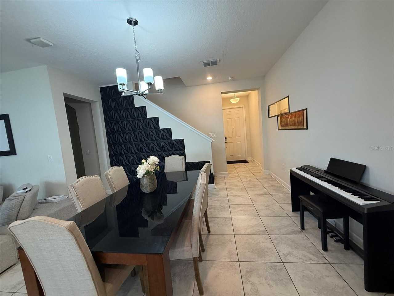 2905 Title St - Photo 3 of 19