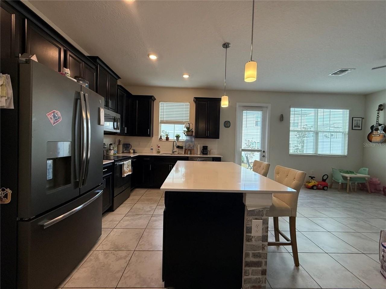 2905 Title St - Photo 4 of 19