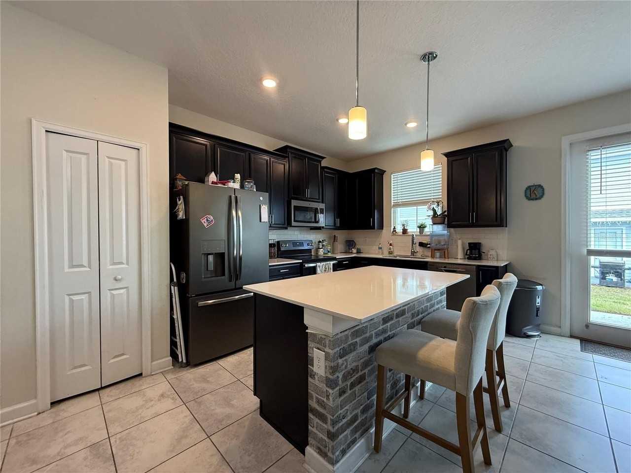 2905 Title St - Photo 5 of 19