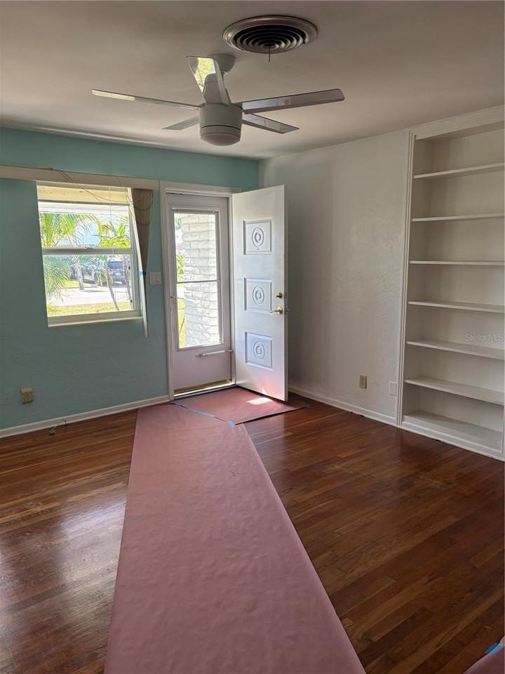 335 Brookline Ave - Photo 2 of 9