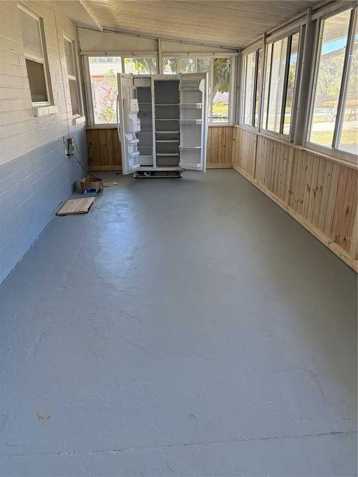 335 Brookline Ave - Photo 5 of 9