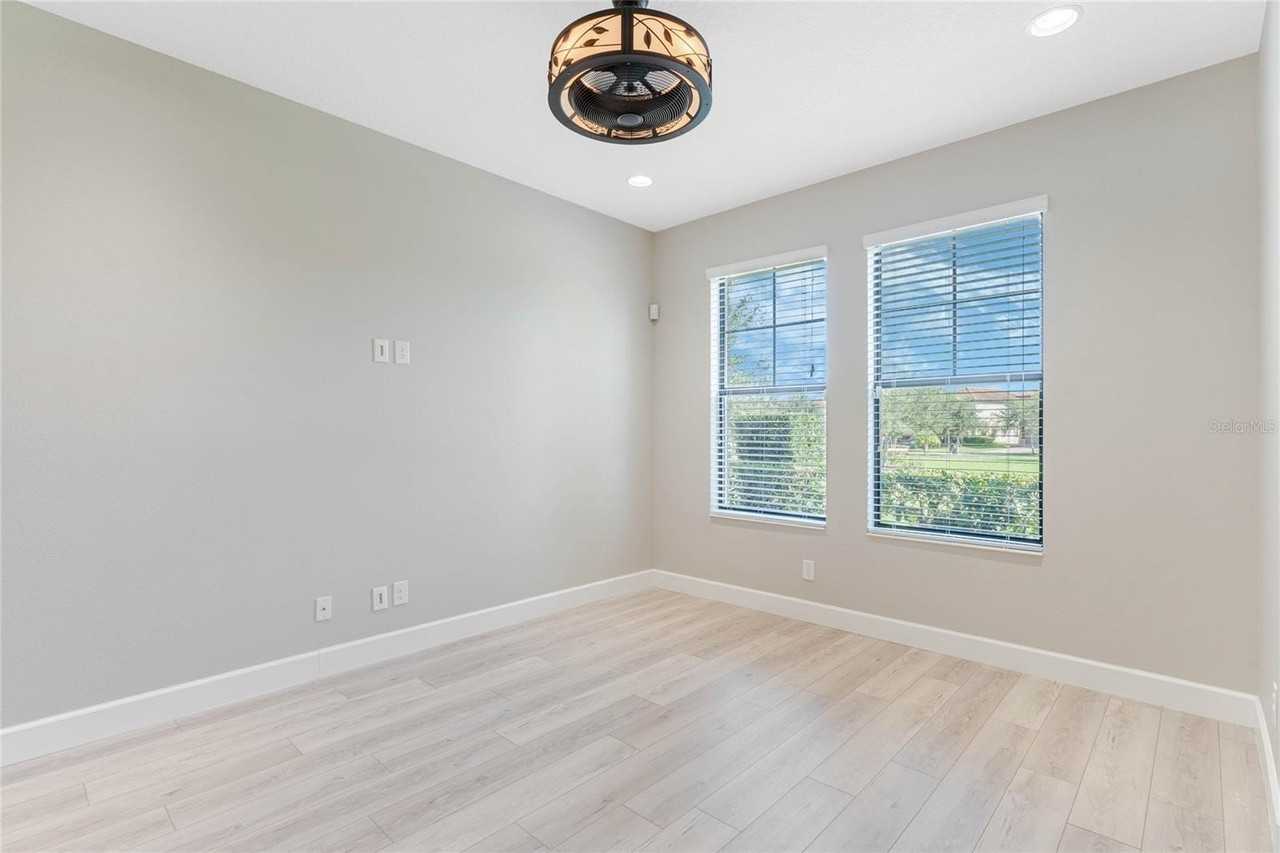 337 Partridge Pea Ln - Photo 5 of 38