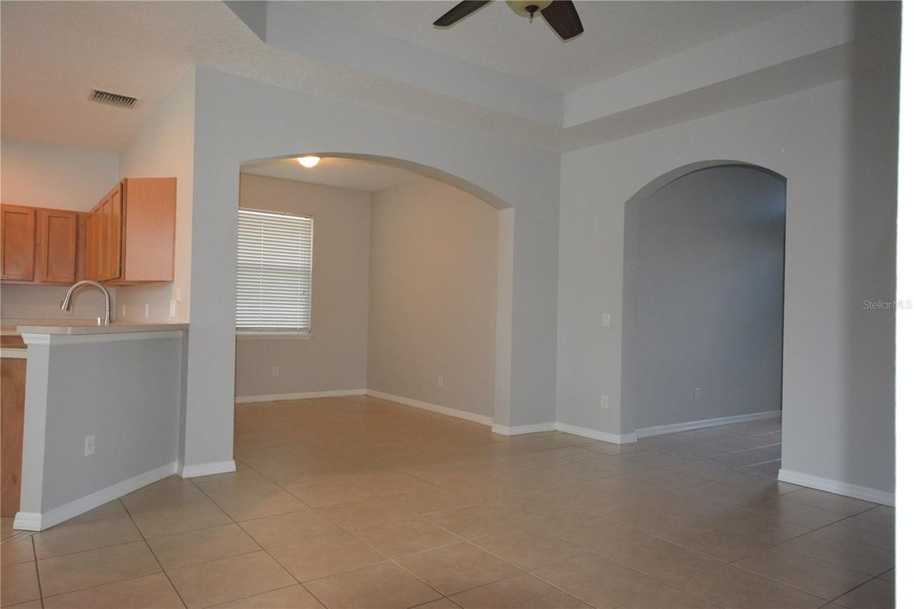 3476 Gerber Daisy Ln - Photo 7 of 27