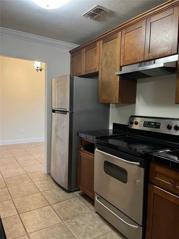 3222 Hammersmith Rd - Photo 6 of 17