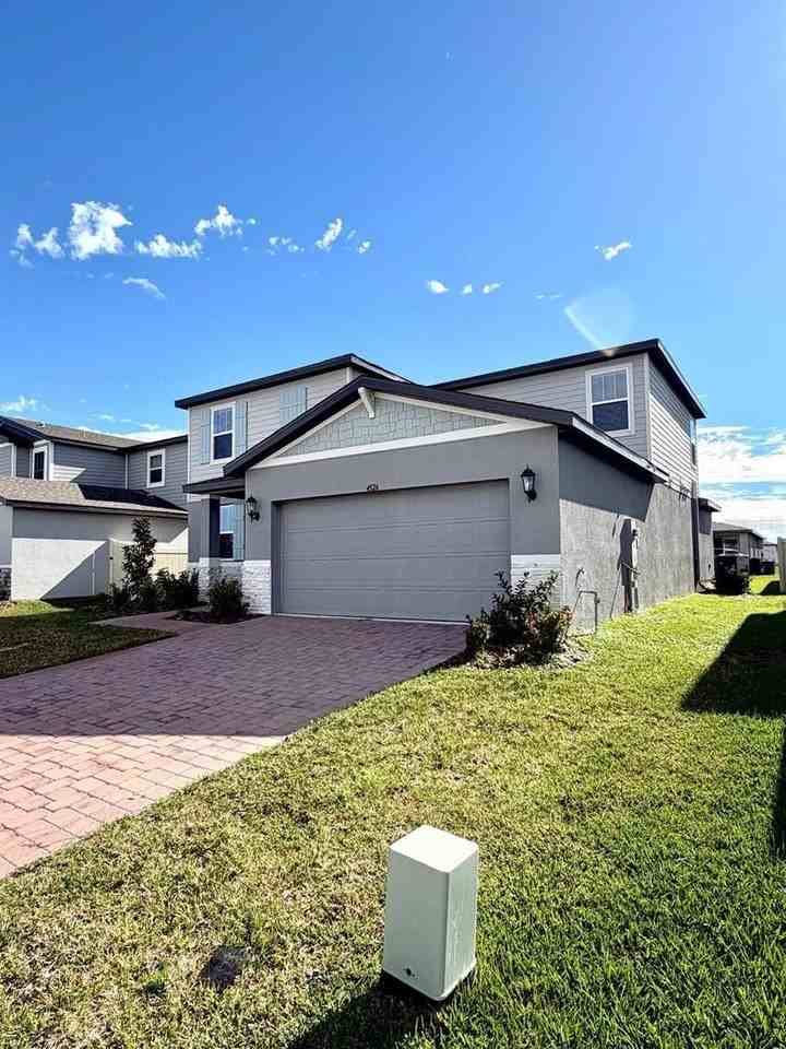 4526 Windy Oak Way - Photo 2 of 25