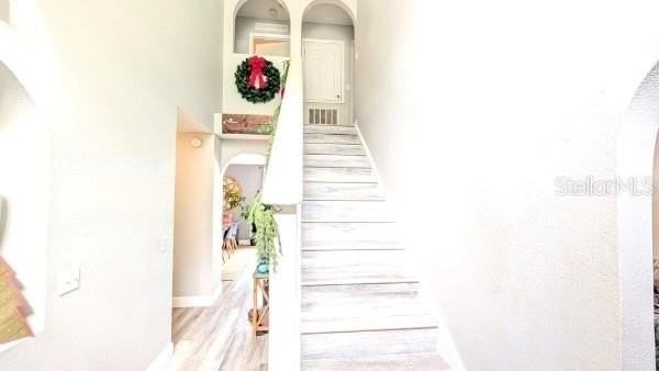 106 Royalty Cir - Photo 6 of 21