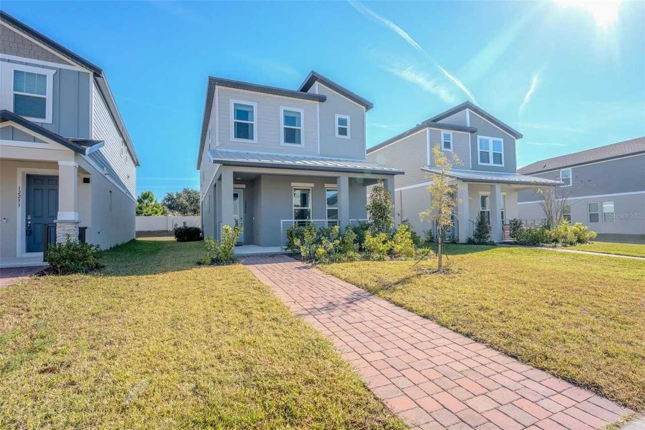 12259 Bracco St - Photo 4 of 50