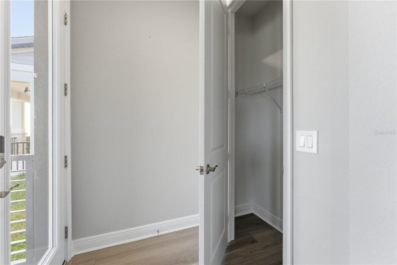 12259 Bracco St - Photo 7 of 50