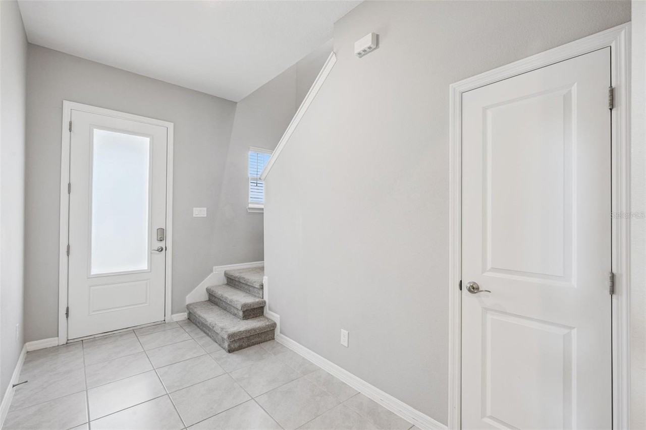 780 Yukon Ln - Photo 7 of 38