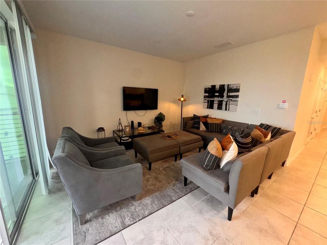 3150 Paradox Cir #406 - Photo 5 of 26