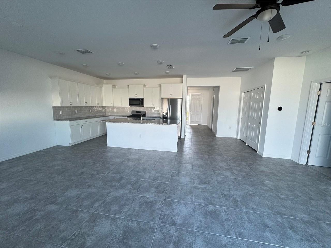 6425 Sw 78th Avenue Rd - Photo 4 of 13