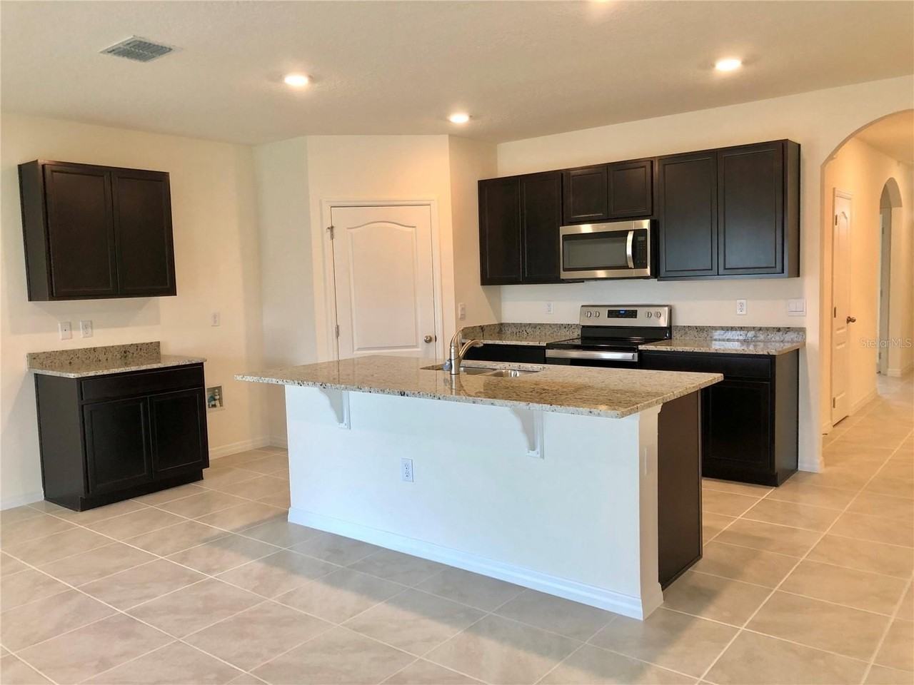 1980 Chickasaw Blvd - Photo 6 of 35