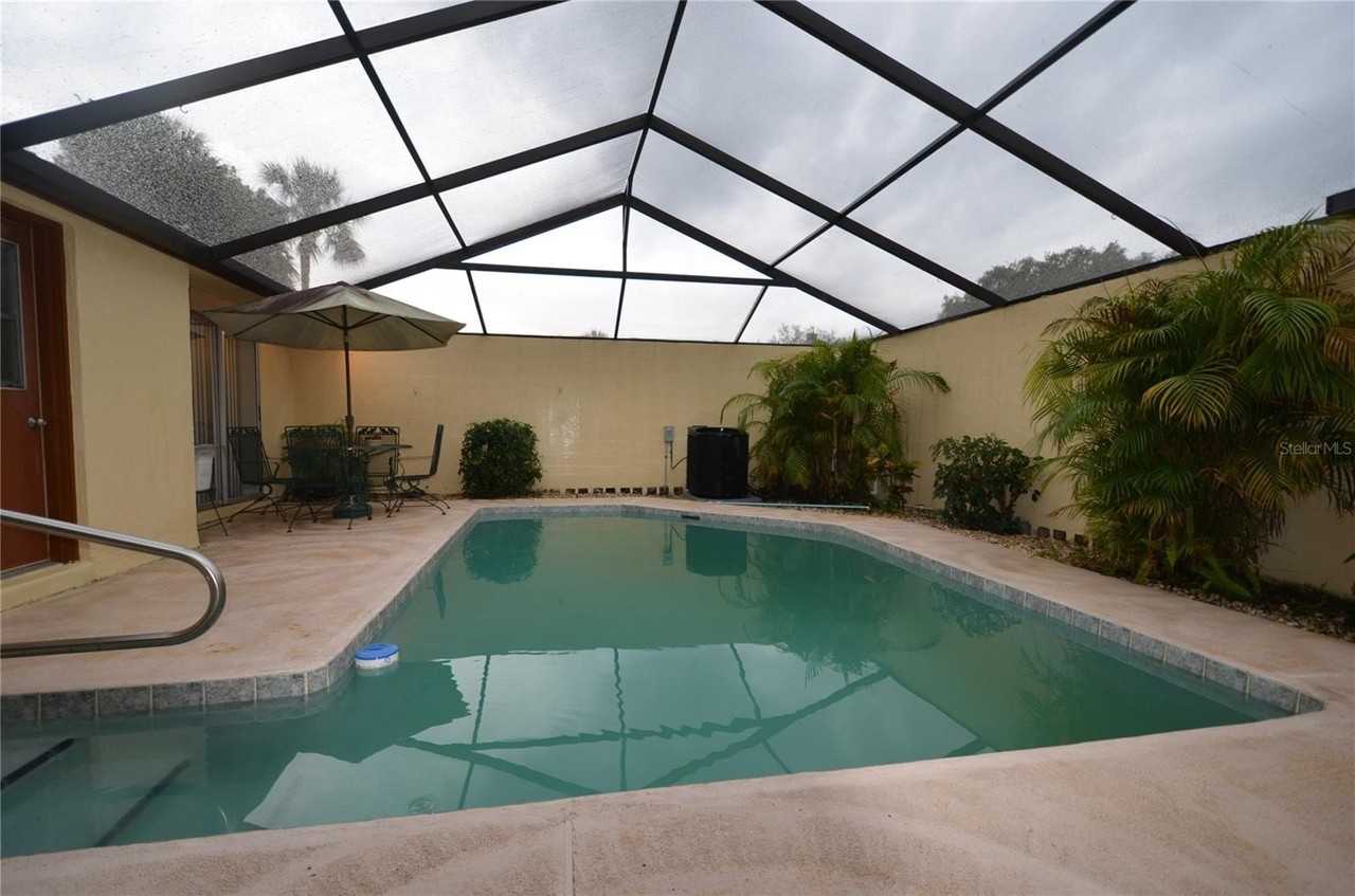 5057 Bermuda Cir #15 - Photo 2 of 23