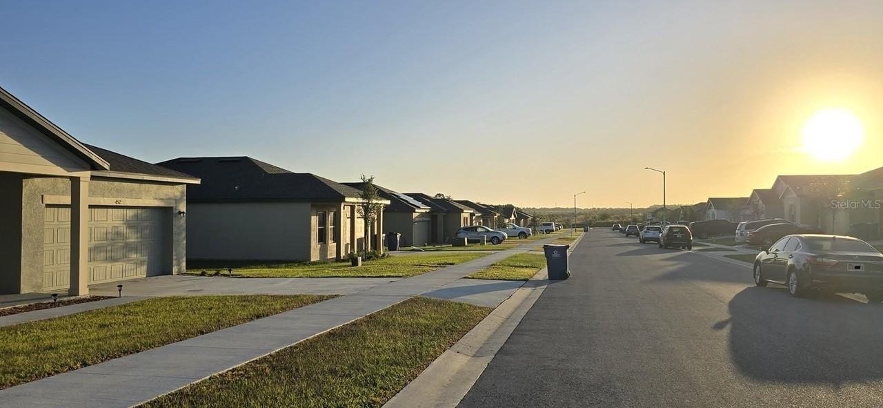 452 Hennepin Loop - Photo 2 of 33