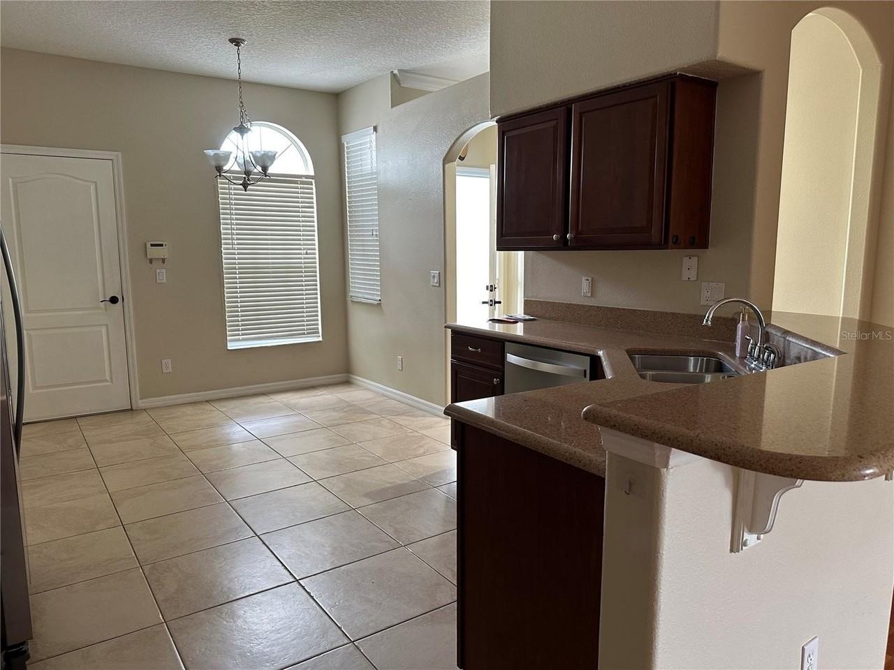 2246 Mountleigh Trl - Photo 7 of 28