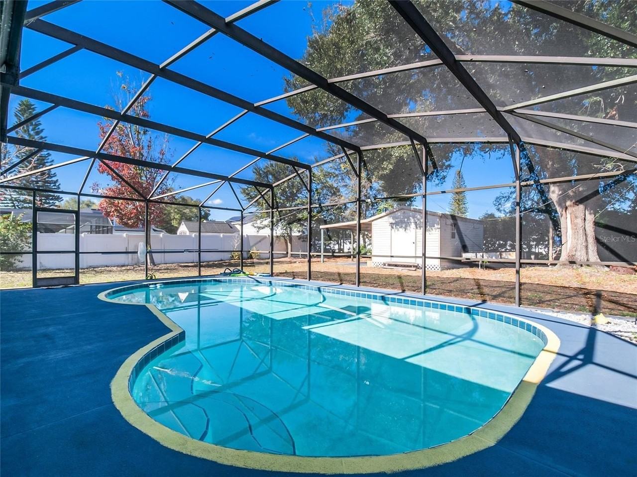 1503 Lund Ave - Photo 2 of 43