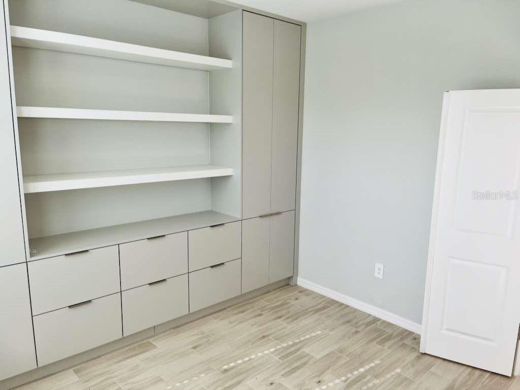 2126 Ridge Pointe Ln - Photo 4 of 34