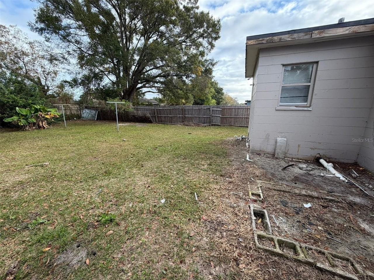 4115 Columbia St - Photo 4 of 16