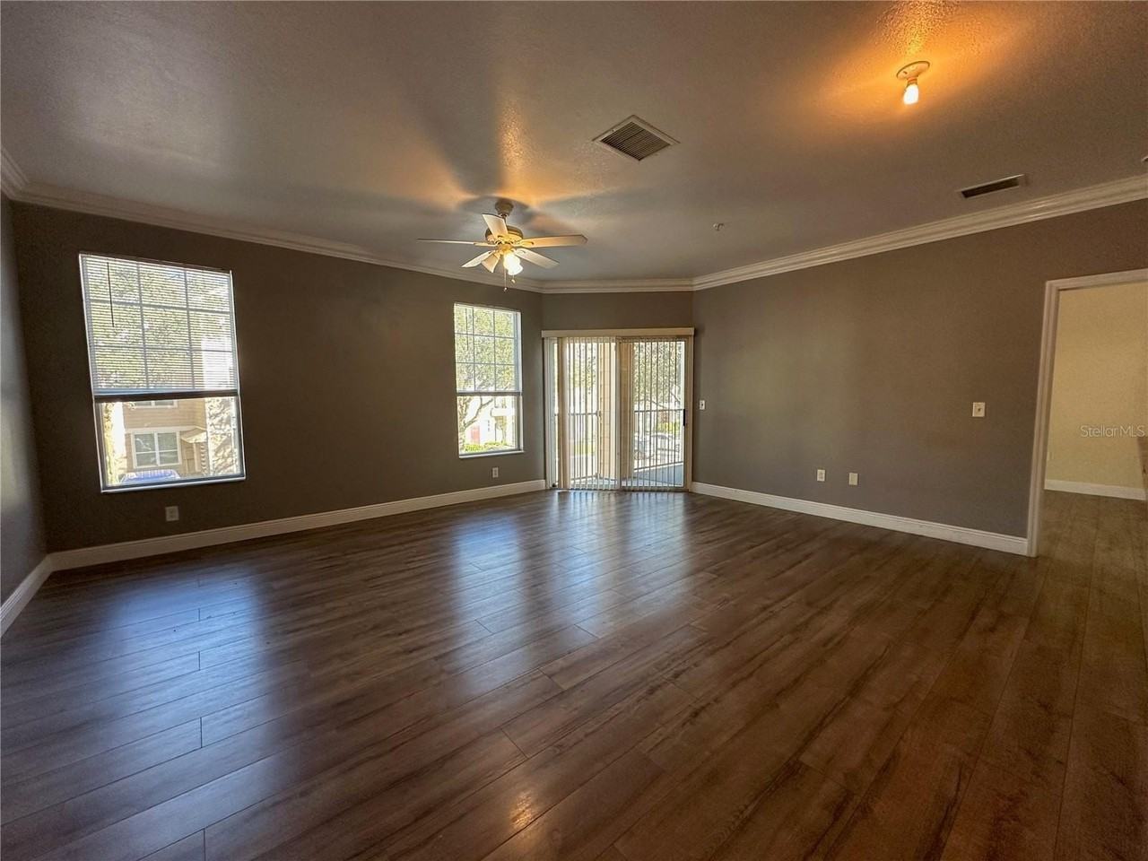 1995 Erving Cir #203 - Photo 4 of 14