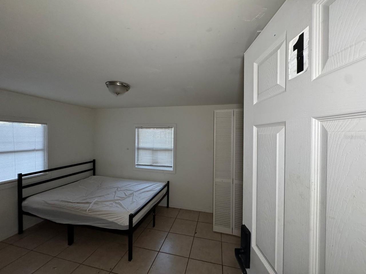 4638 America St - Photo 4 of 5