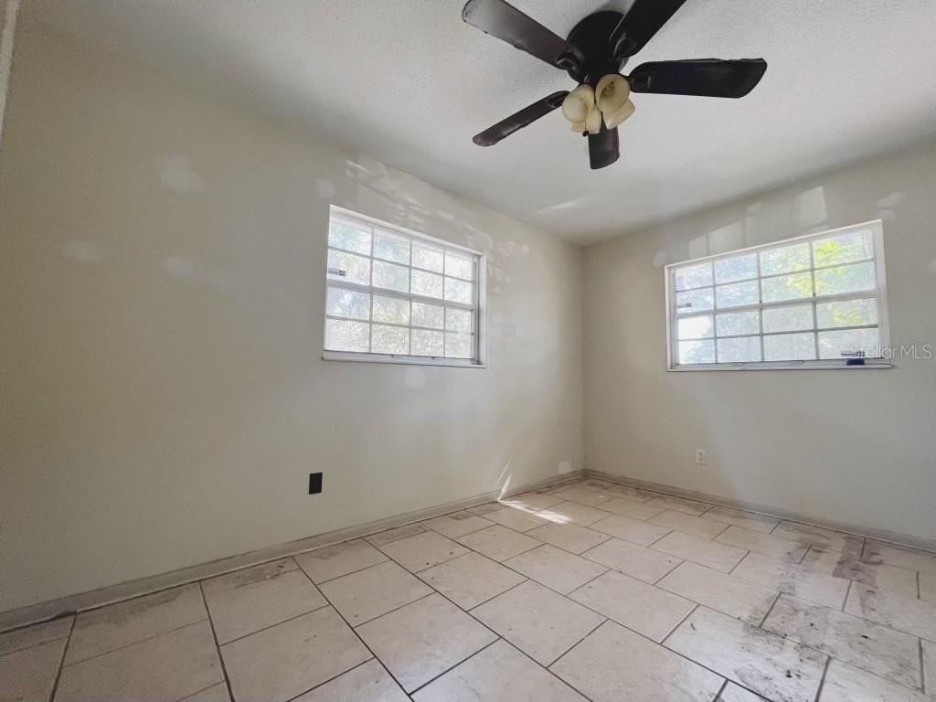 515 S Hyer Ave #1 - Photo 7 of 8