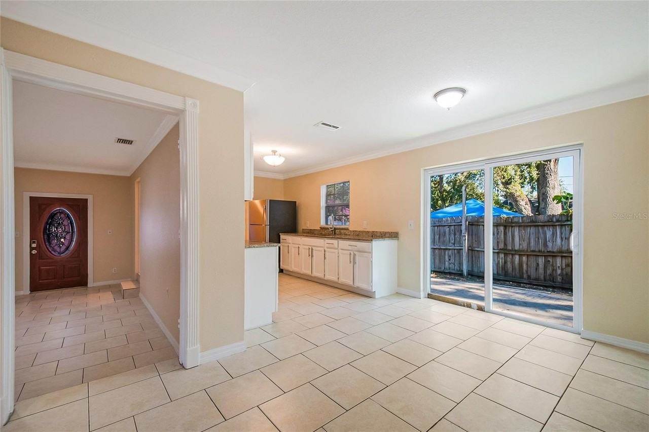 908 Van Lieu St - Photo 4 of 33