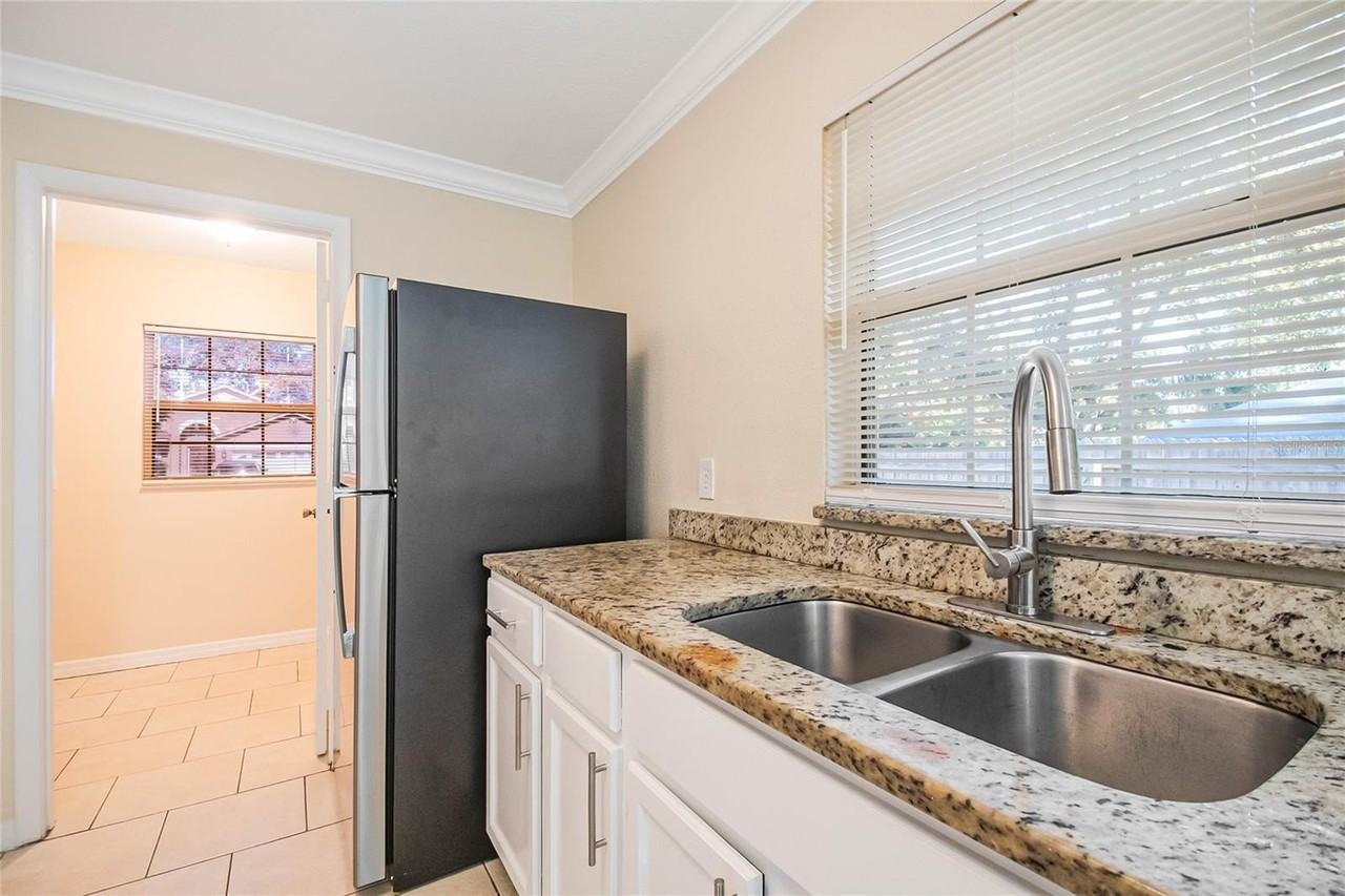 908 Van Lieu St - Photo 7 of 33