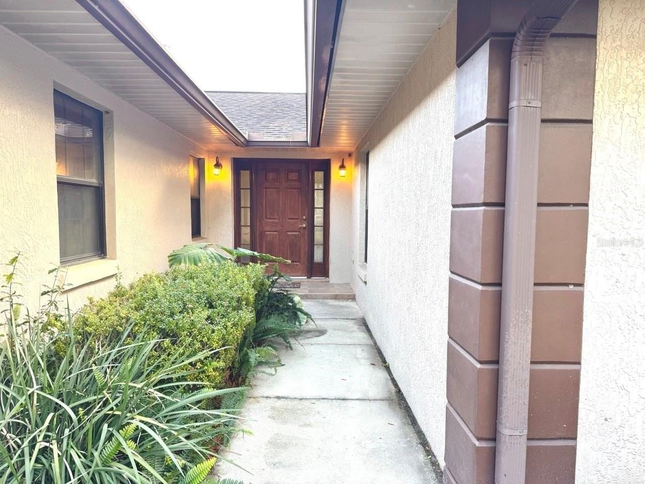 7444 Nw 14th St - Photo 3 of 13