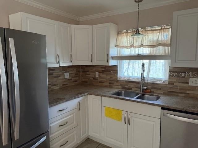 8 Silver Way - Photo 7 of 19