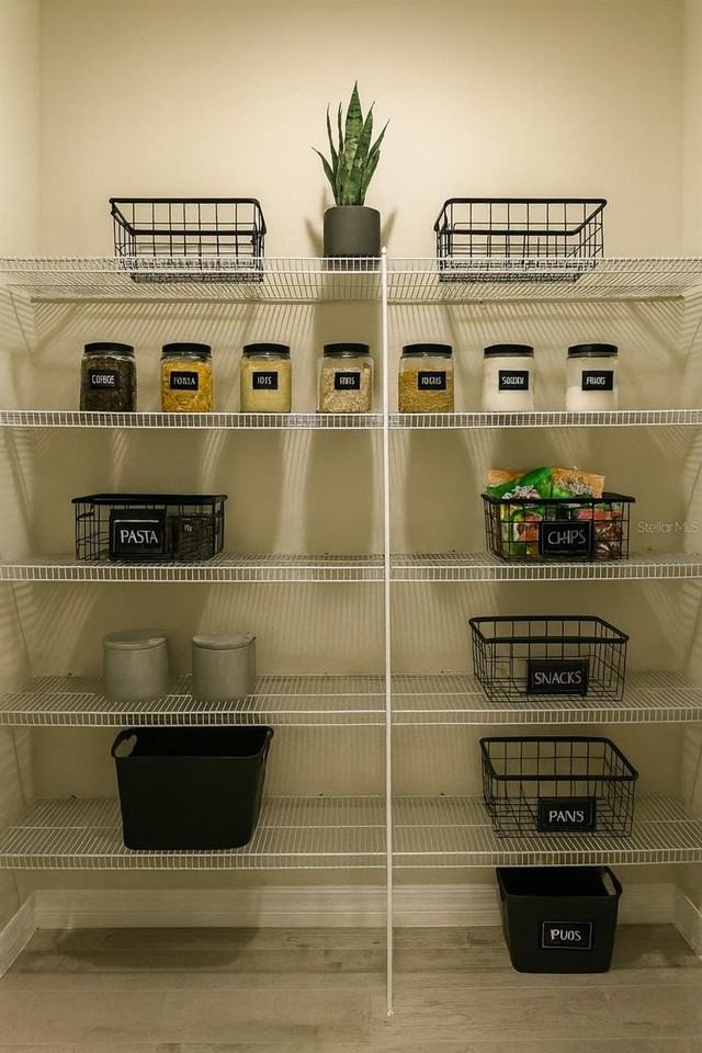 7415 Olivewood Ave - Photo 4 of 20