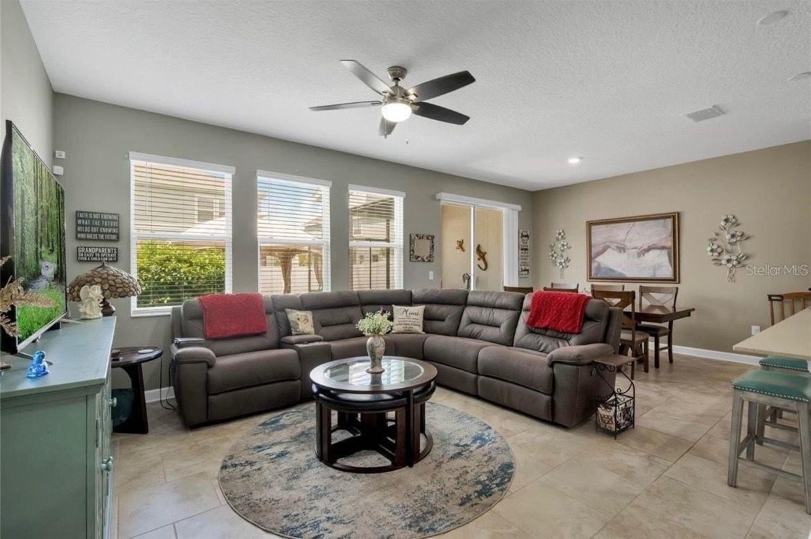 12426 Turtle Grass Dr - Photo 7 of 21