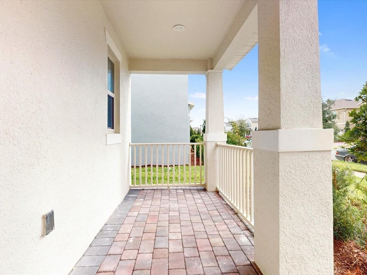 16067 Scarpetta St - Photo 3 of 42