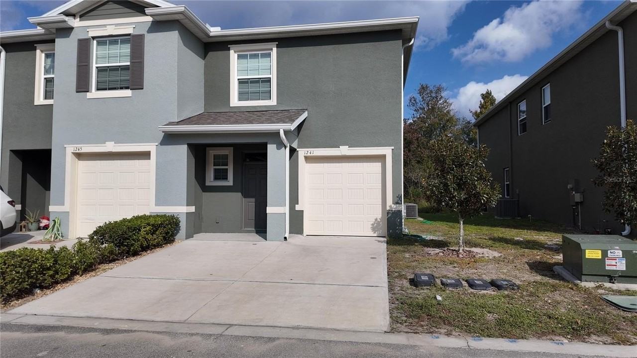 1241 Yellow Finch Dr - Photo 2 of 47