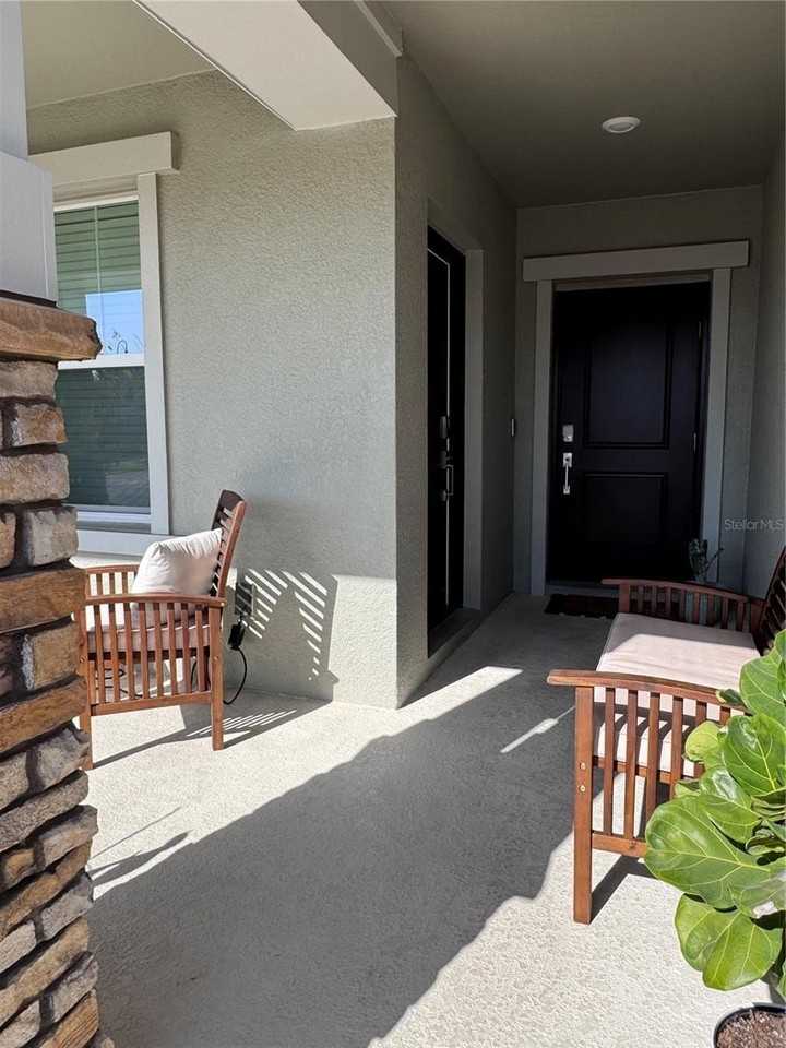 5653 Wood Bridge Pl - Photo 2 of 23