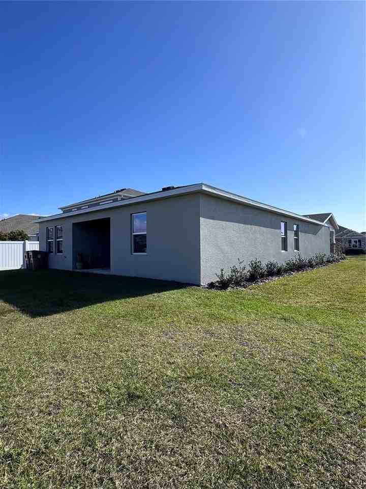 5653 Wood Bridge Pl - Photo 5 of 23