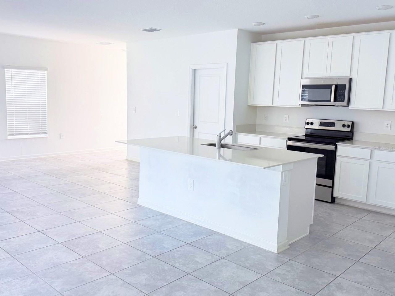 2339 Burney Falls Ln - Photo 5 of 31