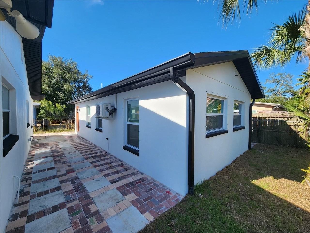 4119 W Nassau St - Photo 5 of 50