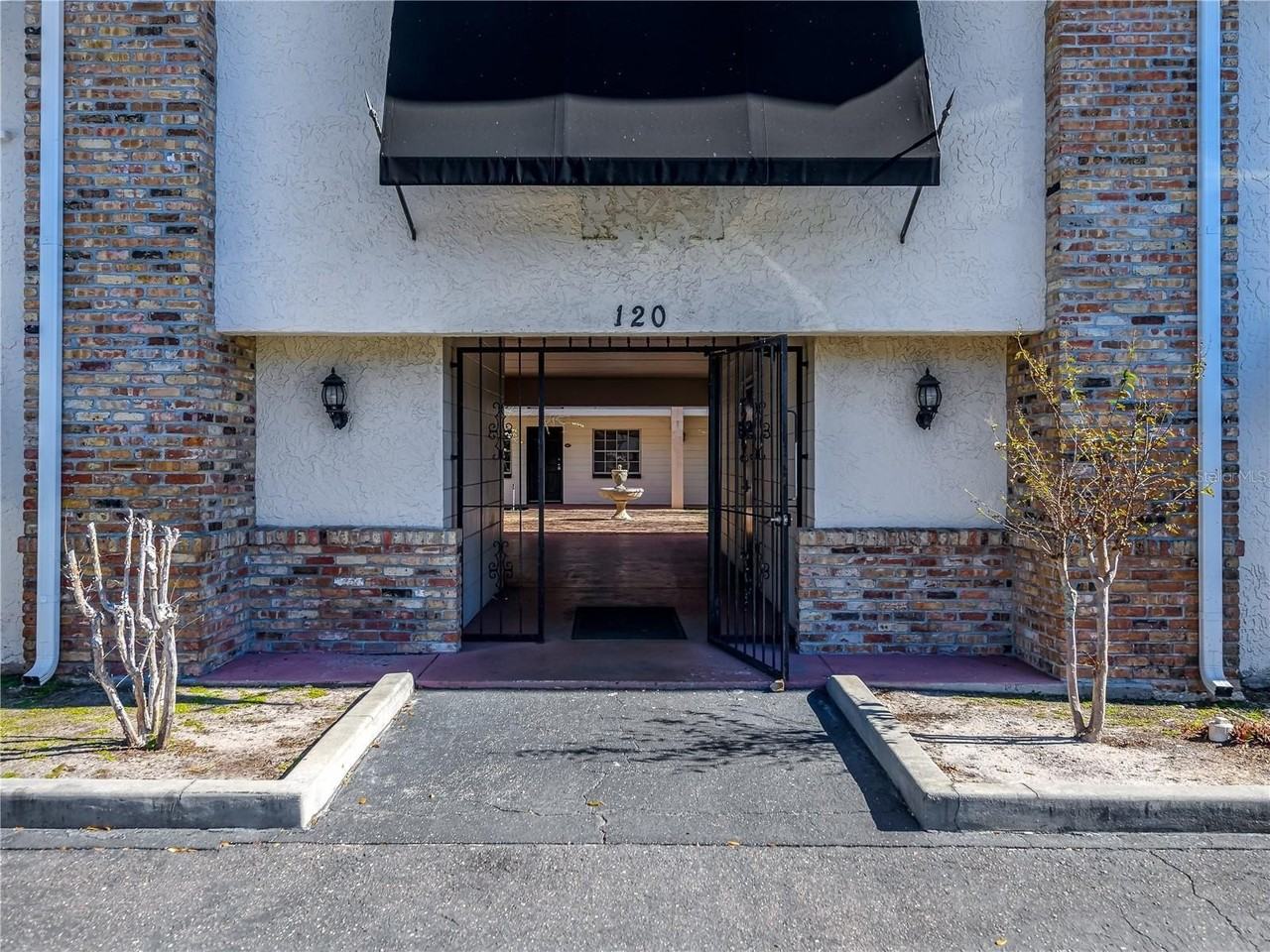 120 S Church Ave #209