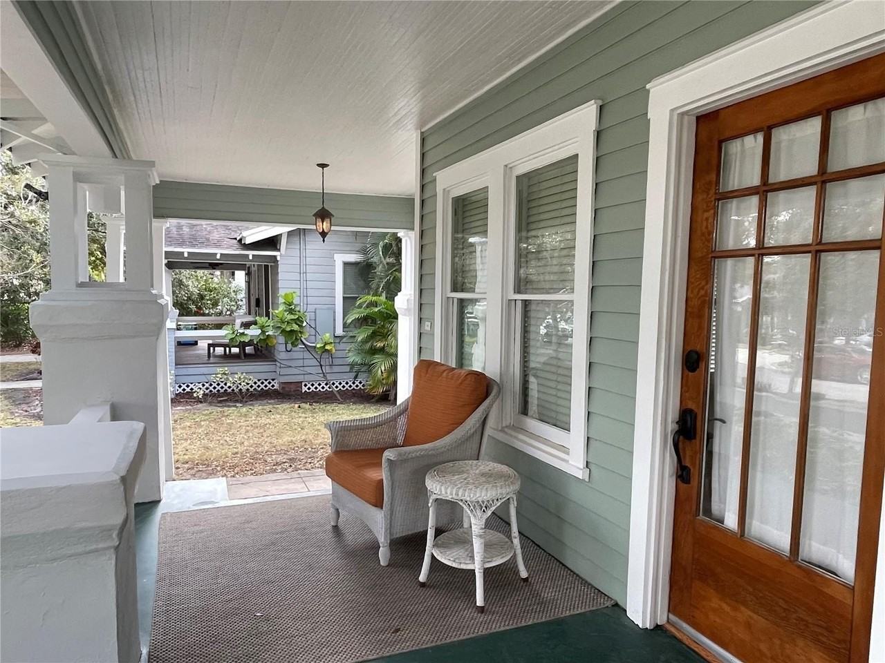 903 S Bruce St - Photo 3 of 50