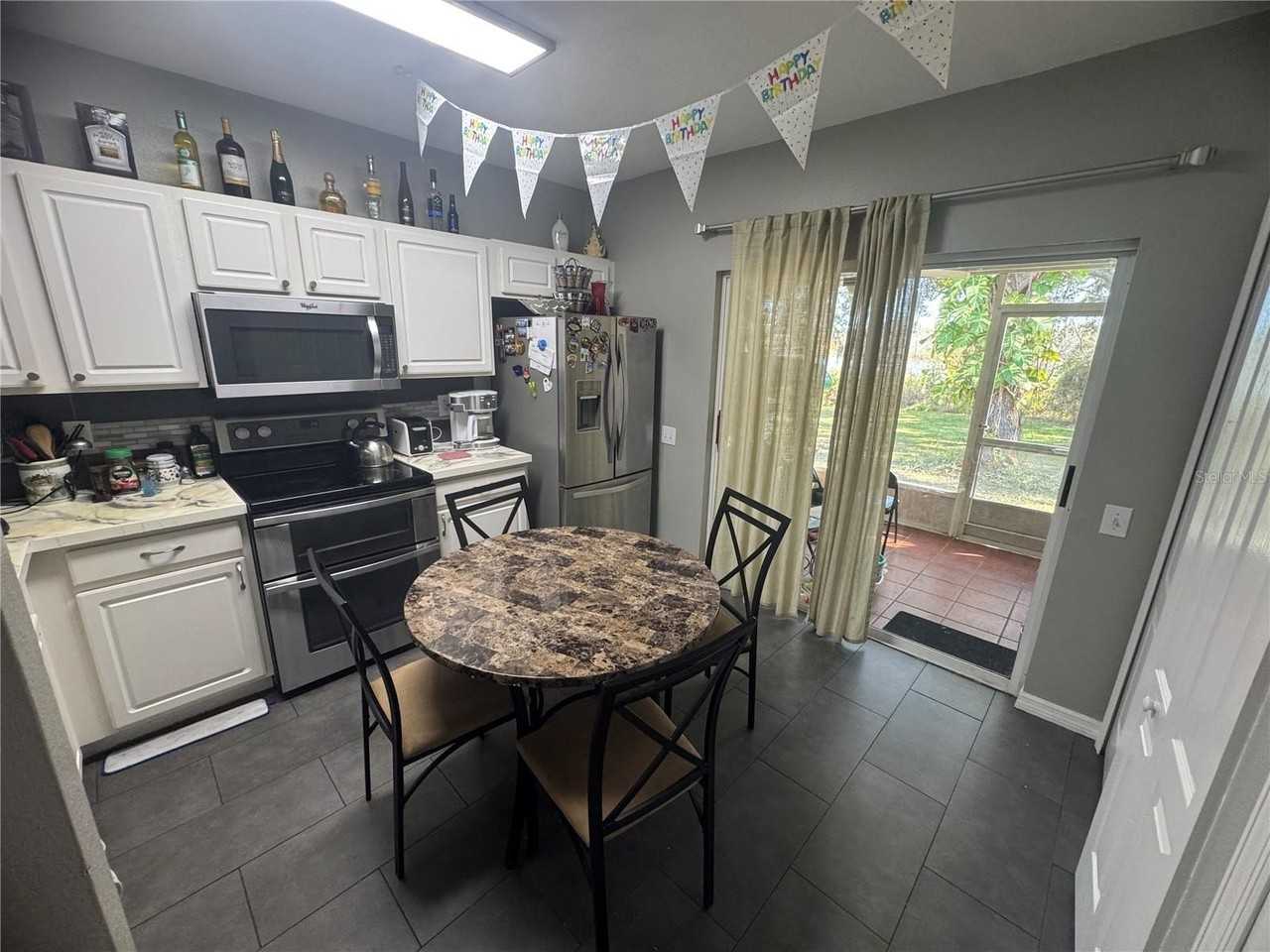 2454 Lake Woodberry Cir - Photo 4 of 14