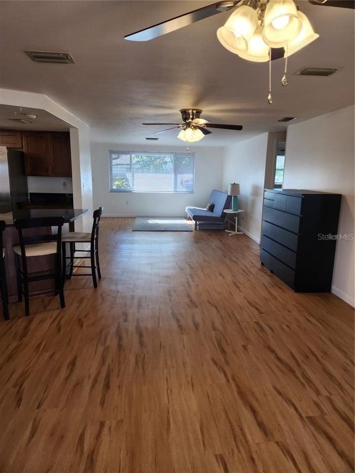 7021 Sonata Dr - Photo 3 of 14