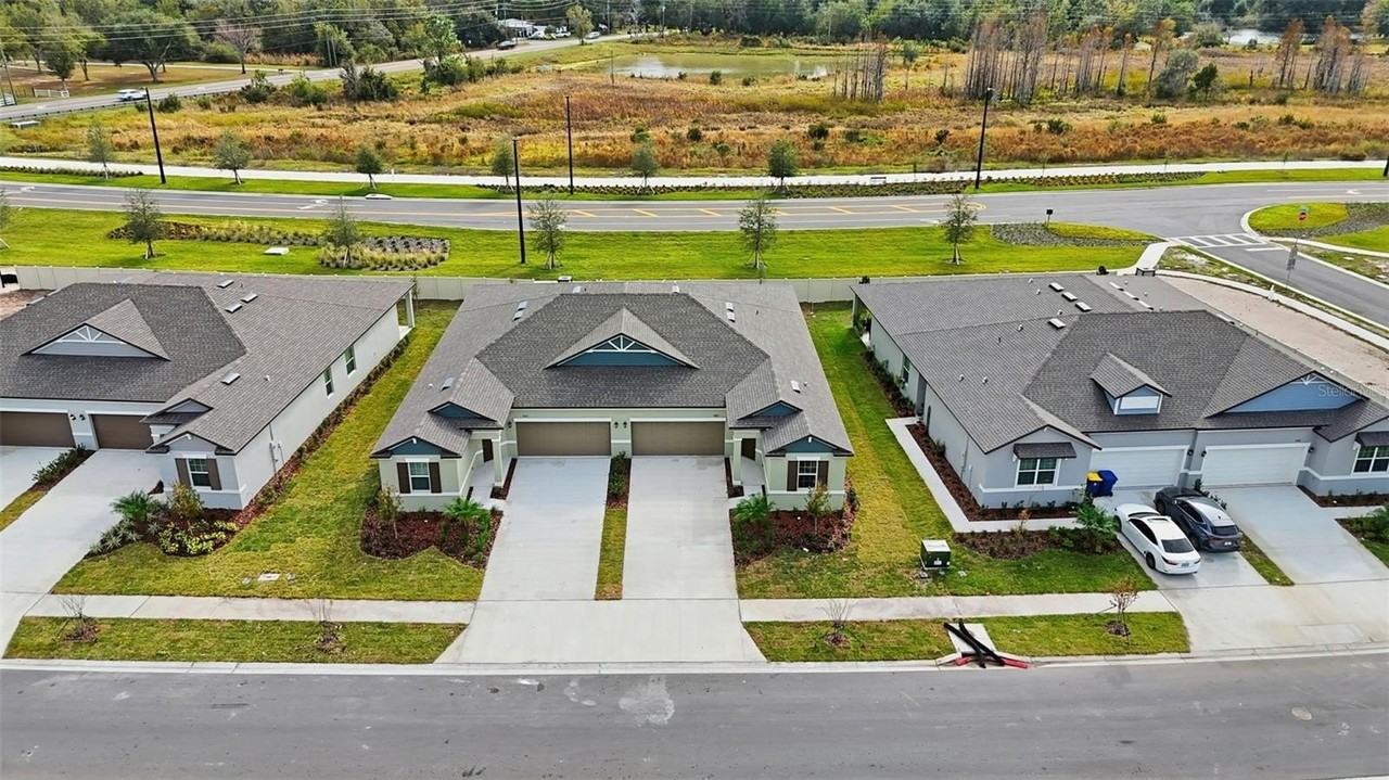 9222 SCOUTER BEE PLACE - Photo 4 of 33